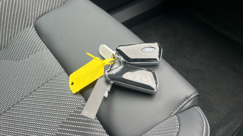 Ford Explorer 210kW Select 77kWh 5dr Auto Electric Estate